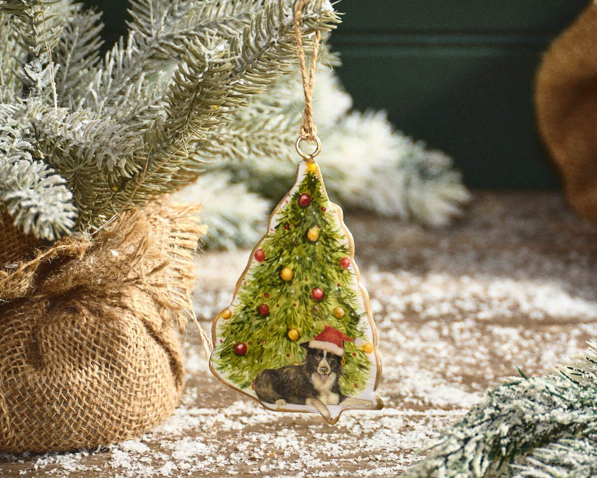 Christmas metal shaped tree hanger with Collie